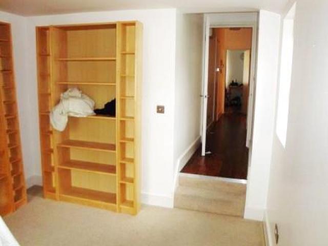 			NEW INSTRUCTION, 2 Bedroom, 1 bath, 1 reception Flat			 Lichfield Road, CRICKLEWOOD